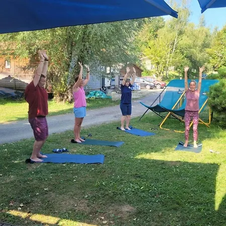 Campsite Avec Terrasse, 3 Chambres, 8 Personnes - Api-1-52-376 *